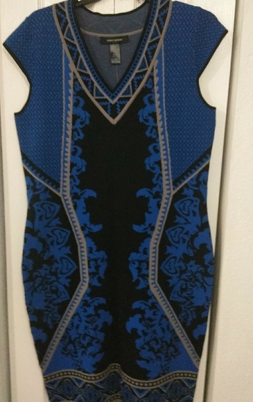 Dress - Picture 1 of 3